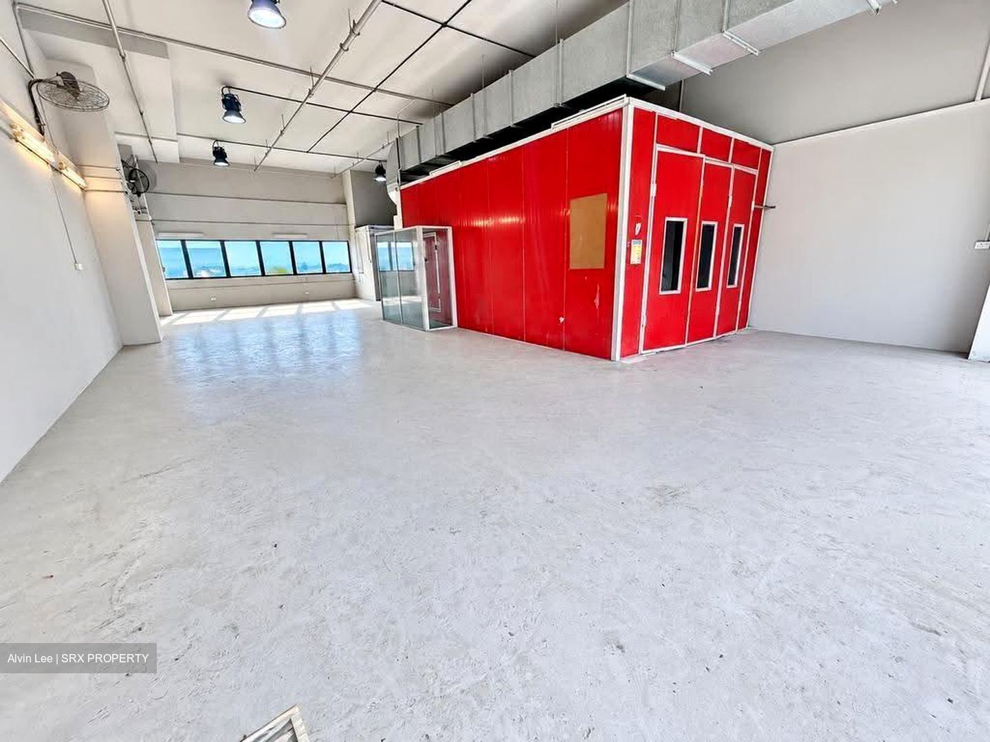 Carros Centre (D25), Factory #632985121